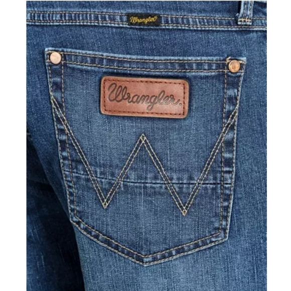 Wrangler - Slim Tapered Larston Jeans - Picture 3 of 7
